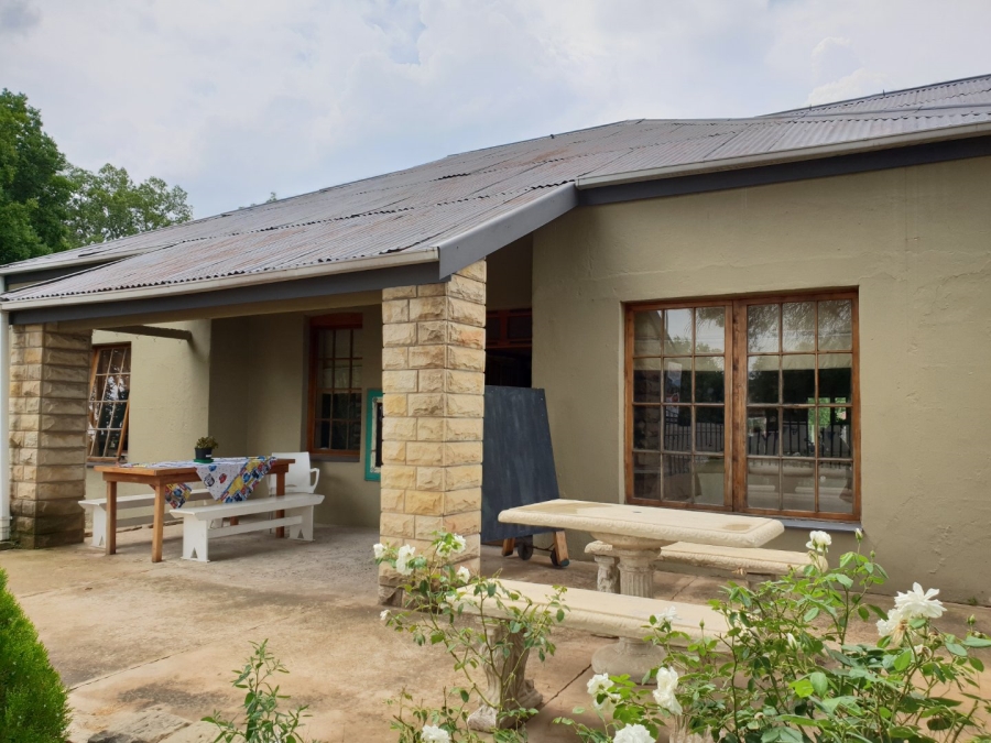 6 Bedroom Property for Sale in Senekal Free State